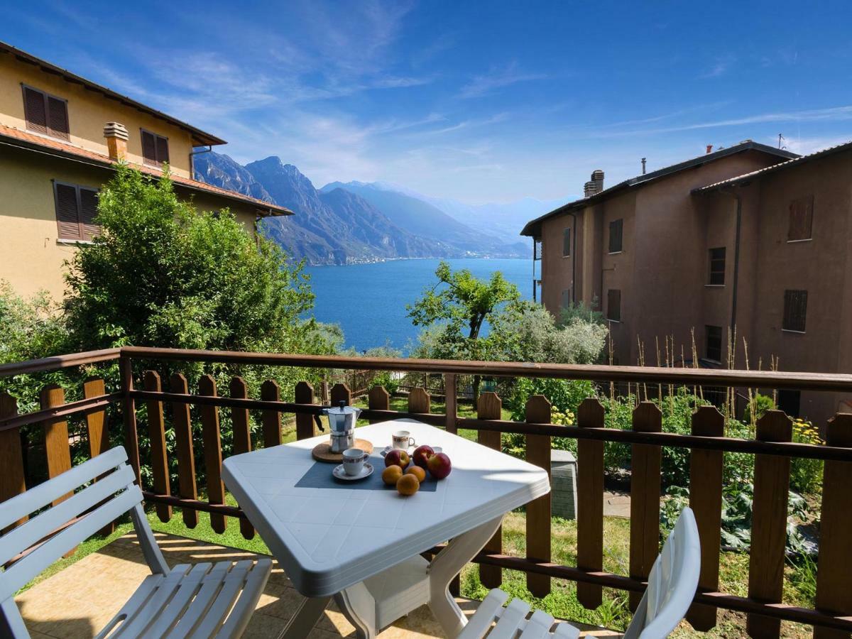 Discesa a Lago Riva di Solto Esterno foto